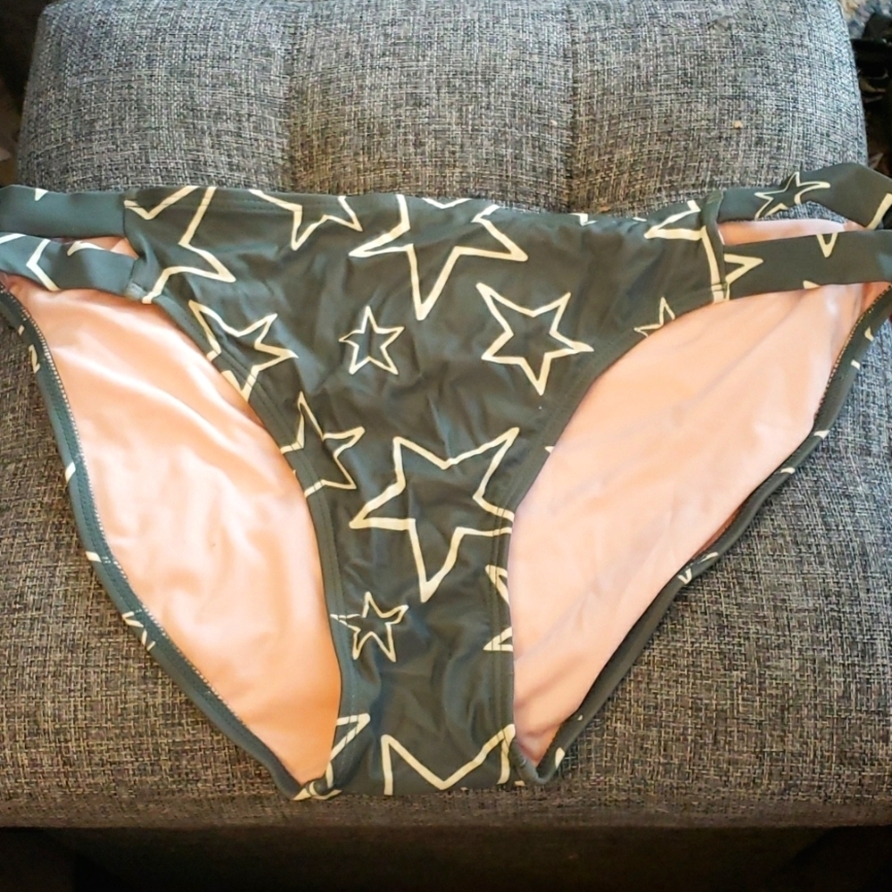 Summer Mae Olive Green Side Strap Star Print Bikini Bottom Size M NWOT #
